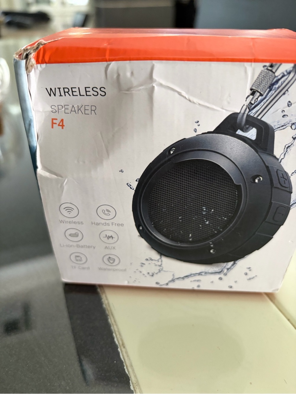 Wireless Speaker F4 - Black